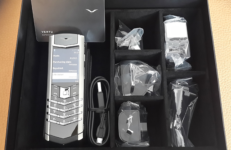 Vertu Signature S Stainless Steel