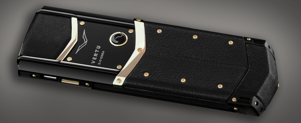 Vertu Signature S Pure Black Red Gold Mixed Metals