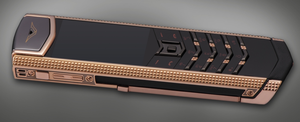 Vertu Signature S Clous de Paris Red Gold