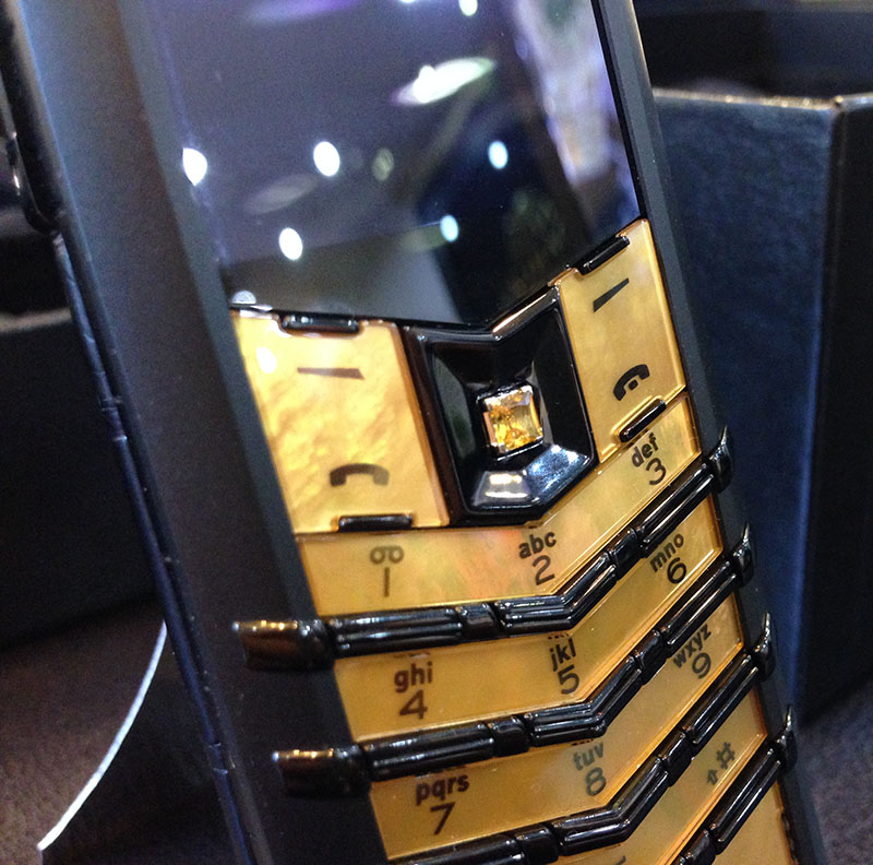 Vertu Signature S Gold Mother Of Pearl Black Alligator