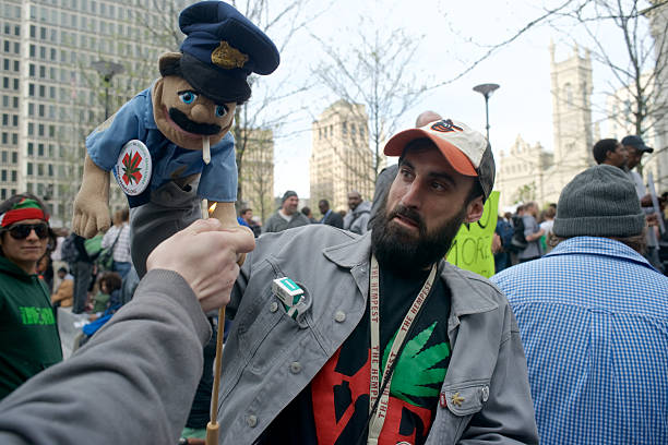 Methods of consuming cannabis (smoking, edibles, etc.)