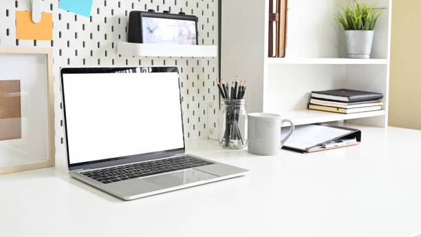 What is included in a private office with amenities in Fairfax VA?