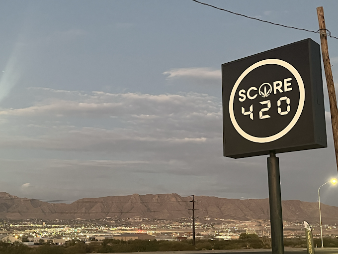 What is the reputation of Sunland Park NM dispensary in the community?