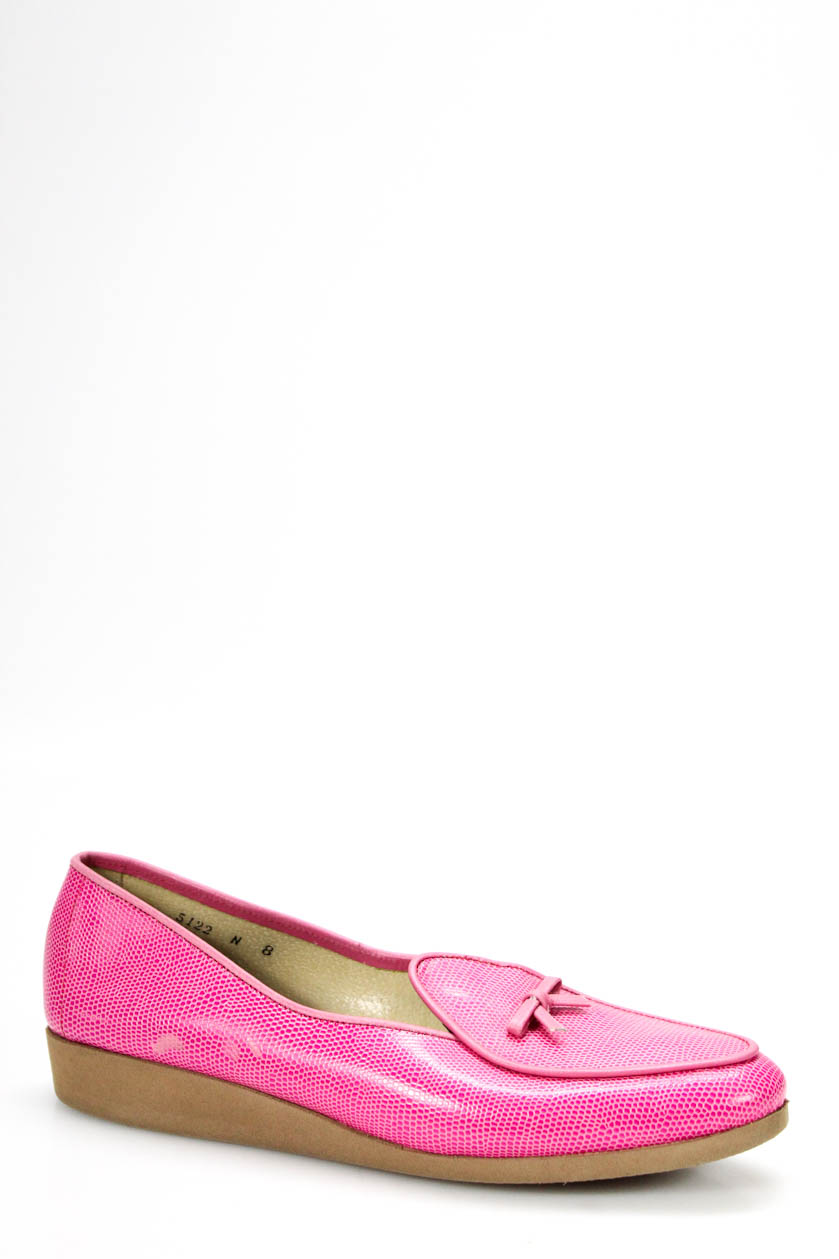 Belgian Shoes Womens Leathers Textured Skin Loafers Pink