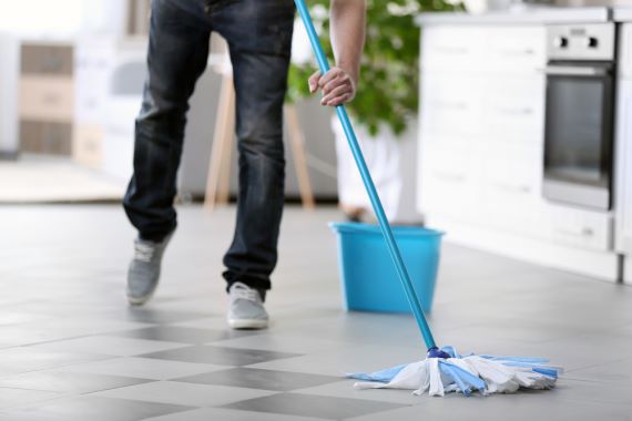 COMMERCIAL CLEANING 