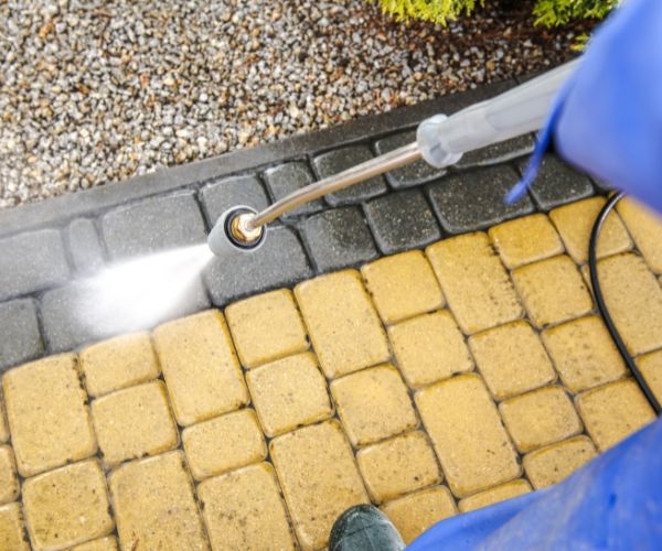 A Clean Home is a Happy Home: The Importance of Exterior Cleaning