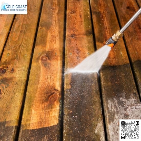 Do you remove mould and algae from outdoor areas?
