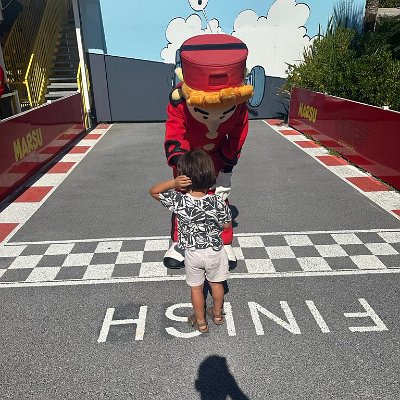 a194ab9d-4920-4f35-a5bc-f289dea70296