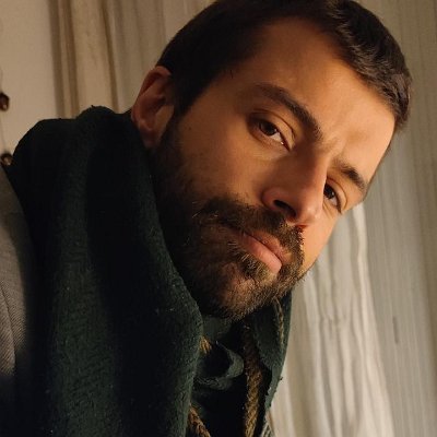 3ED42321-0B21-41F5-A43B-E64DDC5FD190