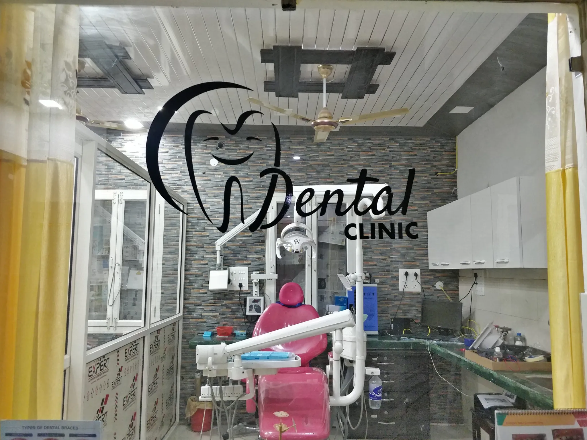 Dental Clinic 10