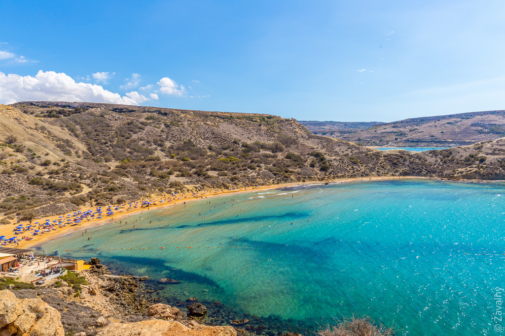 Второй пляж называется Għajn Tuffieħa. На нём мы и остановились и не пошли смотр