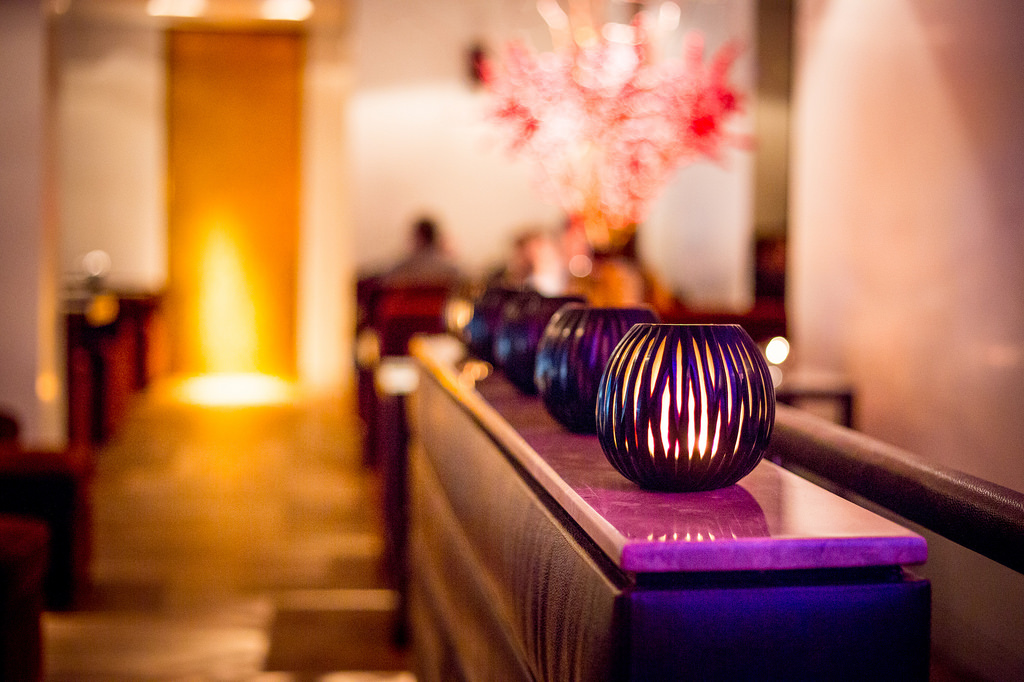 Ну и напоследок мы отметились в баре отеля Mandala Hotel - Qui Bar. Приглушенный