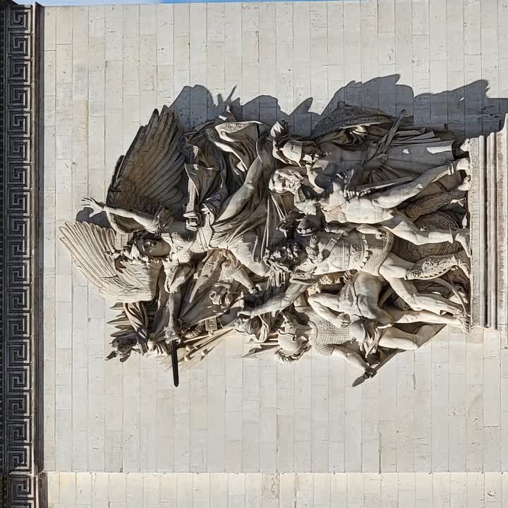 Arc de Triomphe closeup