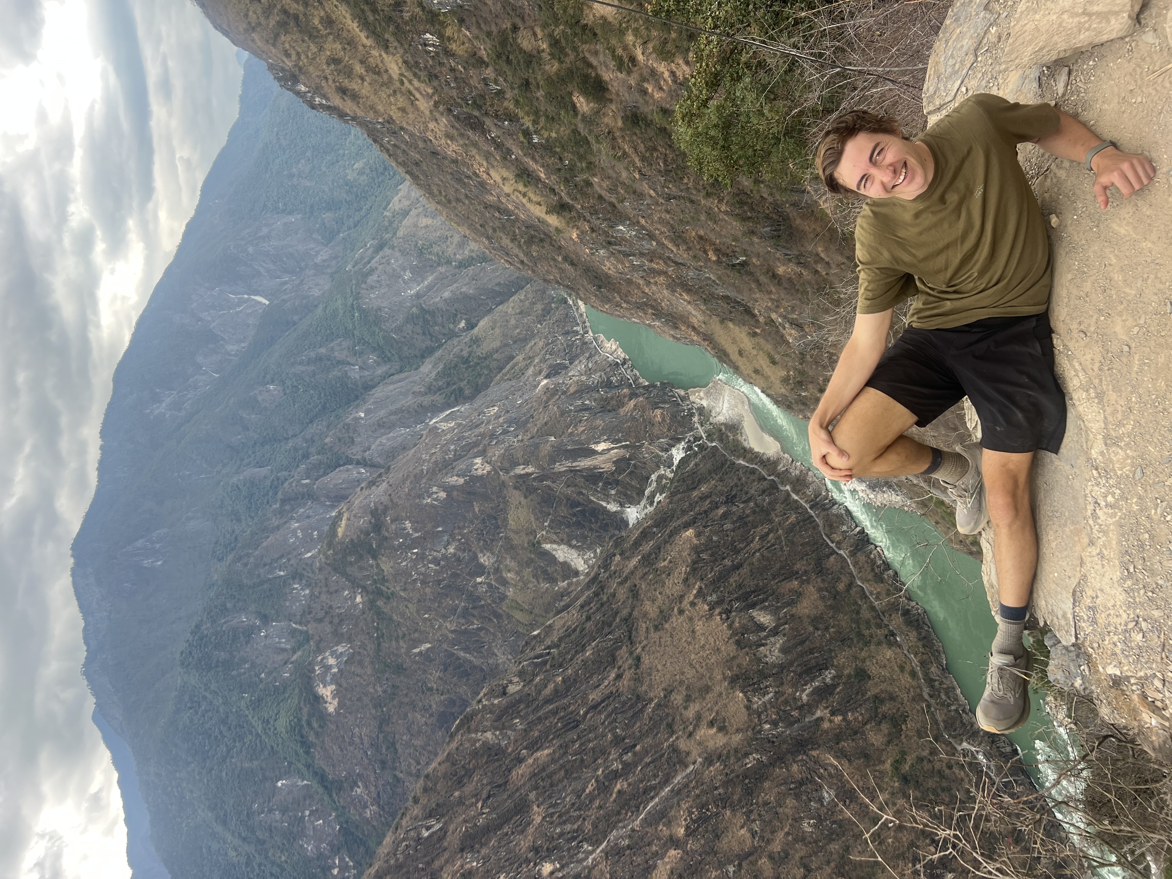 Matt posing at Tiger Leaping Gorge