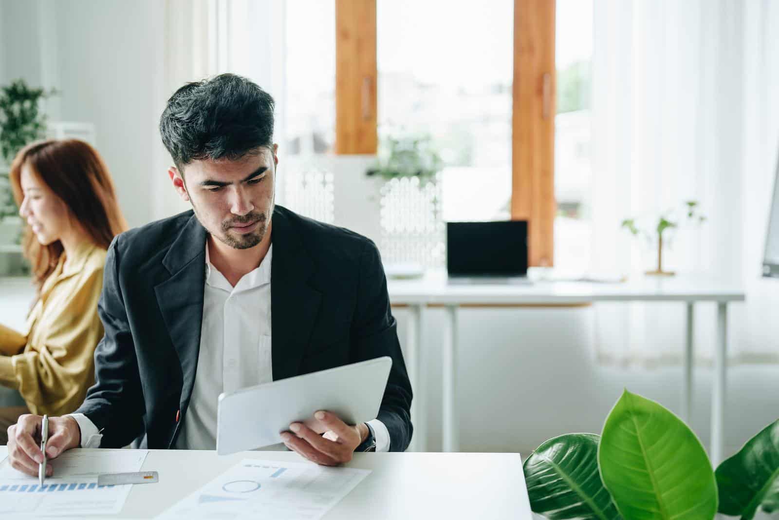 Análisis de Riesgos Empresariales: Cómo prevenir posibles riesgos con el análisis de datos