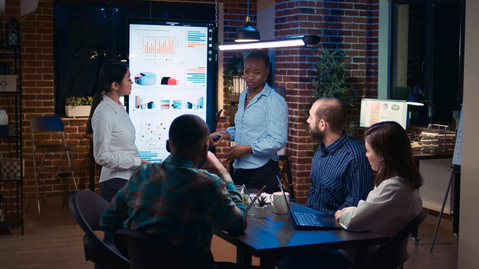 Optimizando tu Fuerza de Ventas: Estrategias para Mejorar su Desempeño