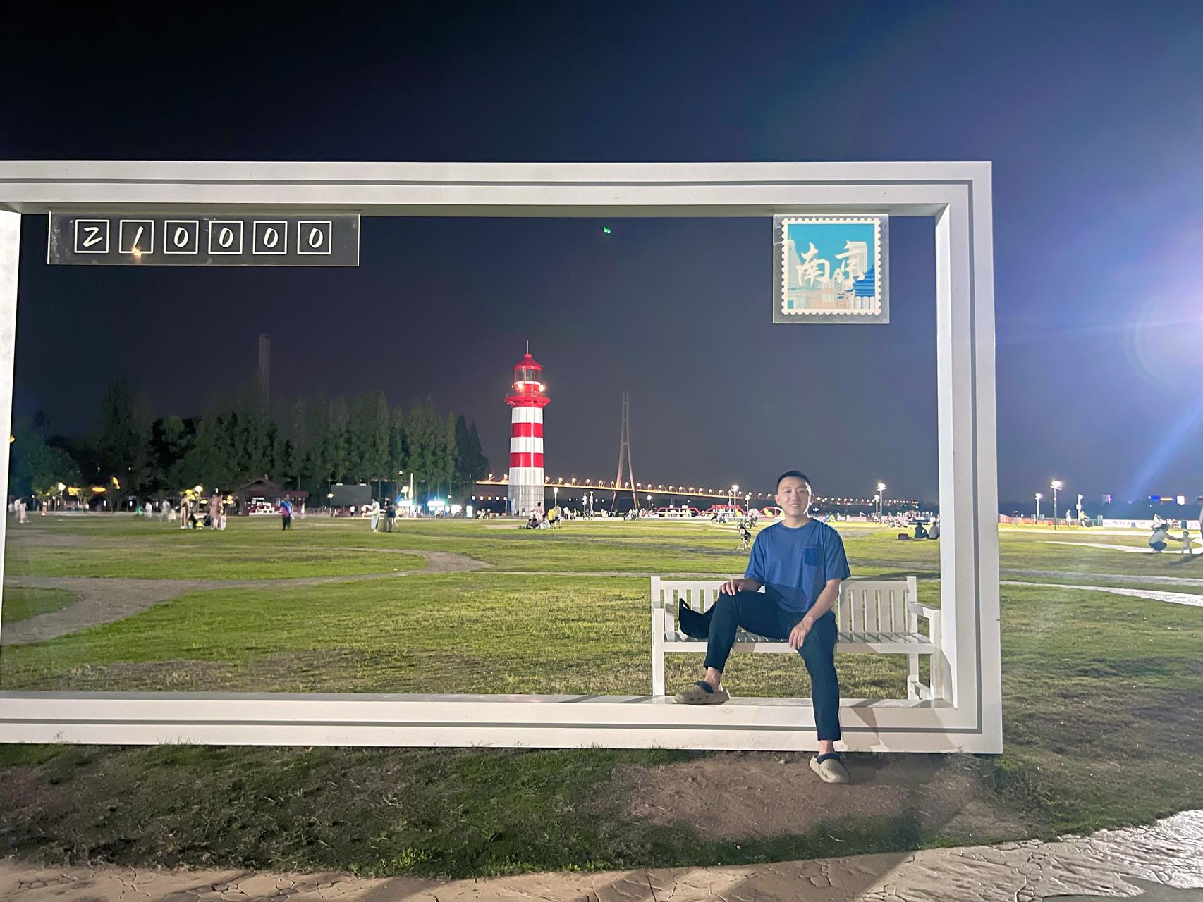 ‎Check network for missing images.