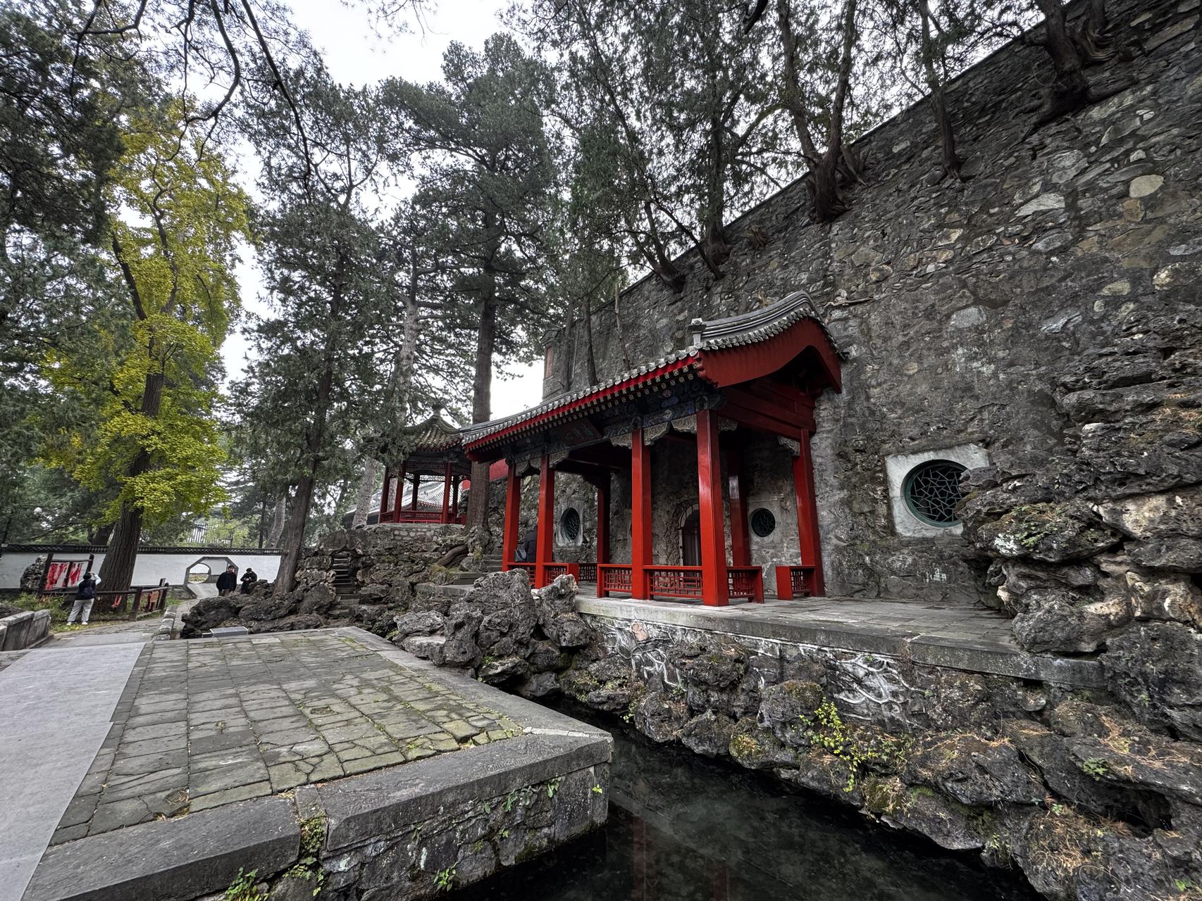 ‎Check network for missing images.