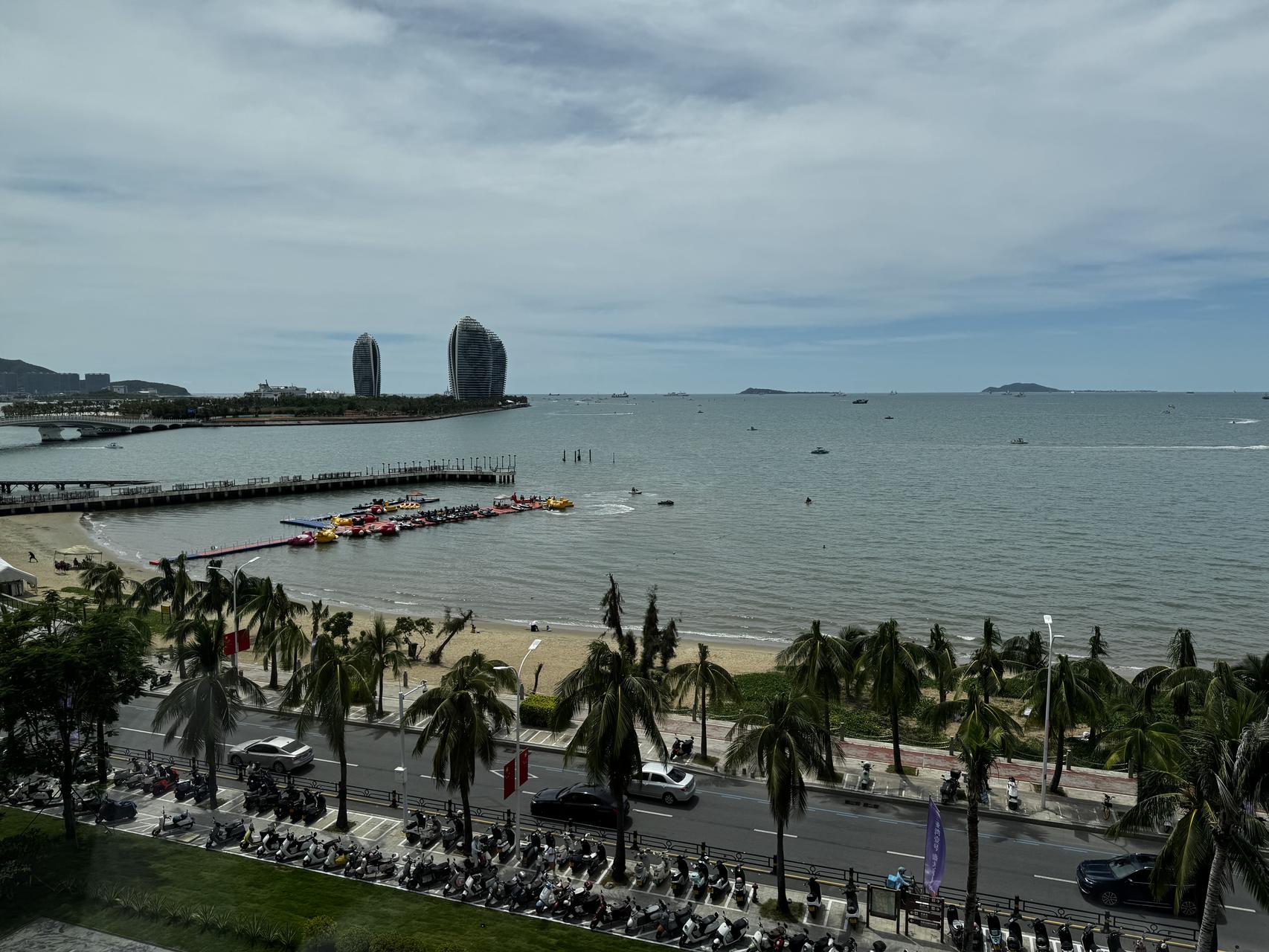 ‎Check network for missing images.