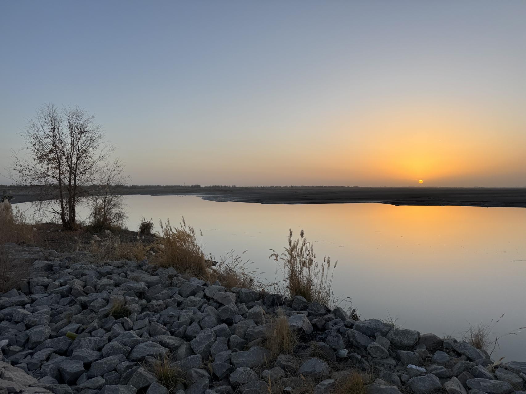 ‎Check network for missing images.