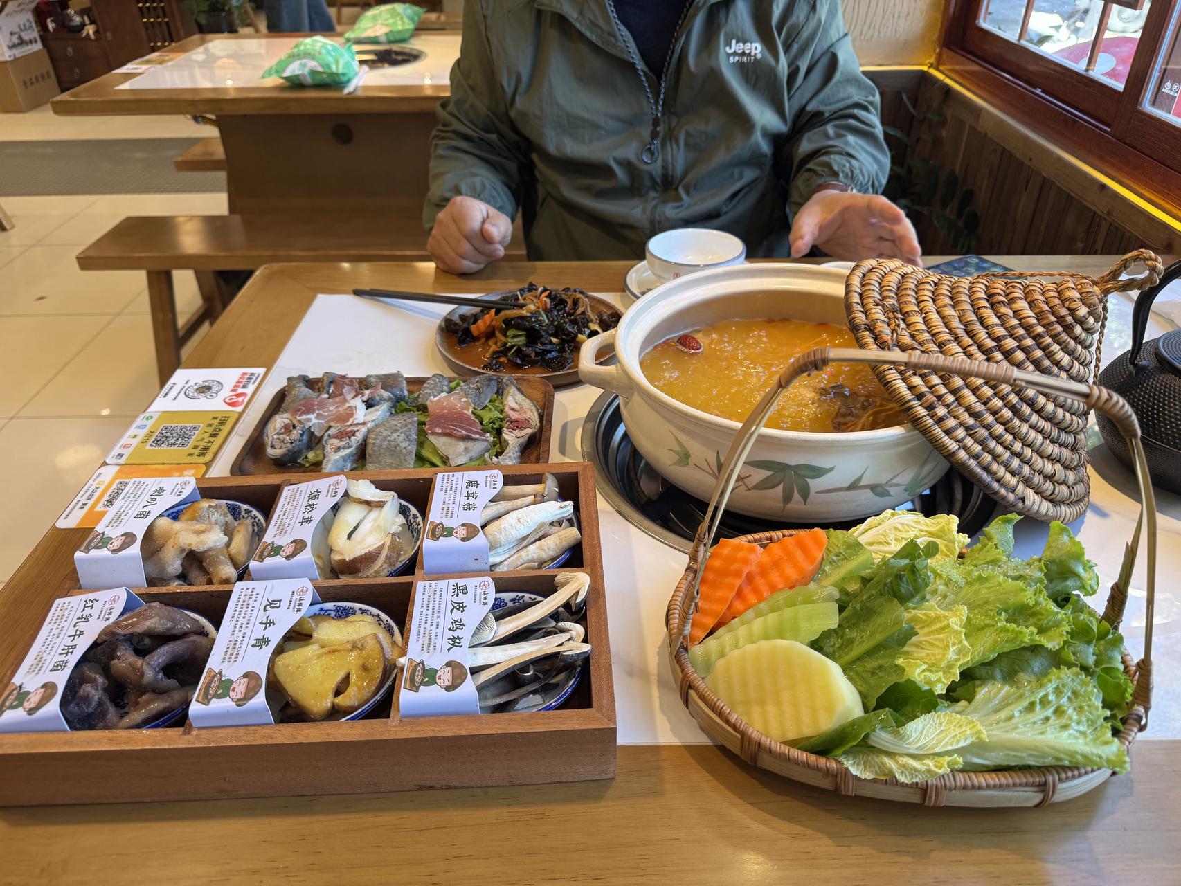 ‎Check network for missing images.