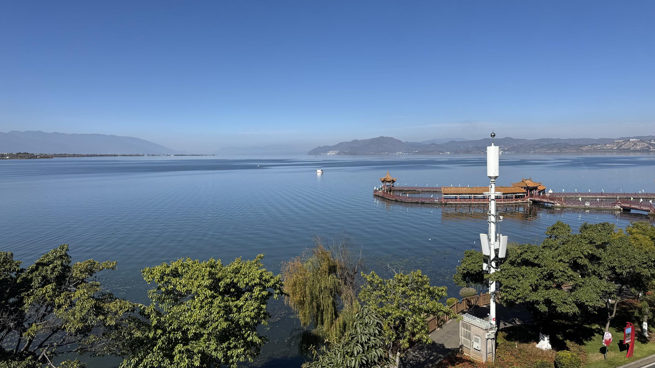 ‎Check network for missing images.