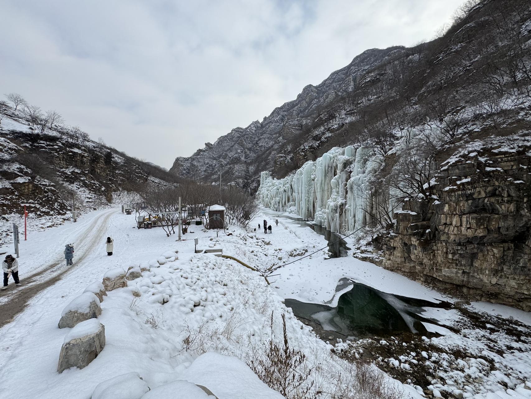 ‎Check network for missing images.