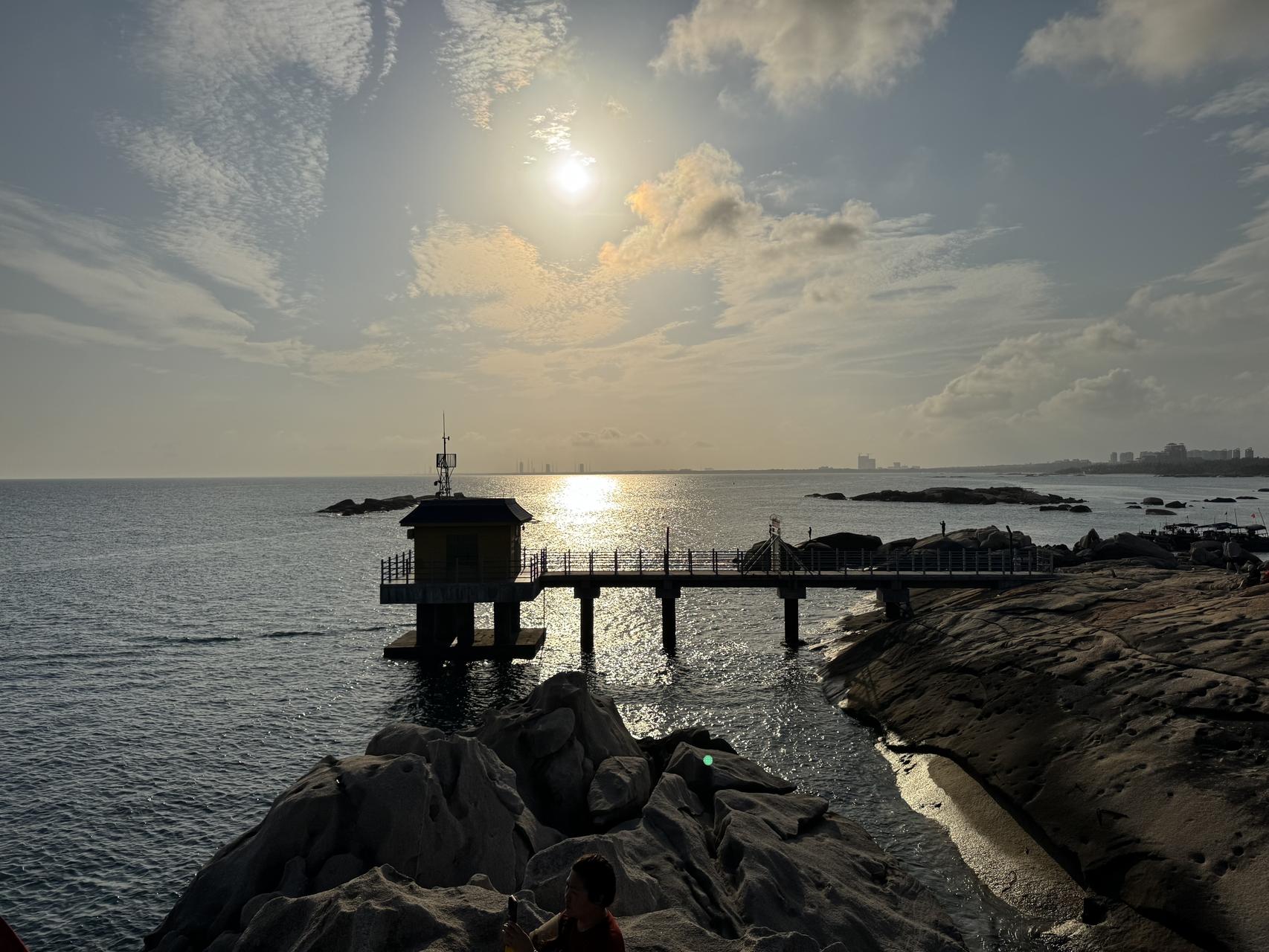 ‎Check network for missing images.