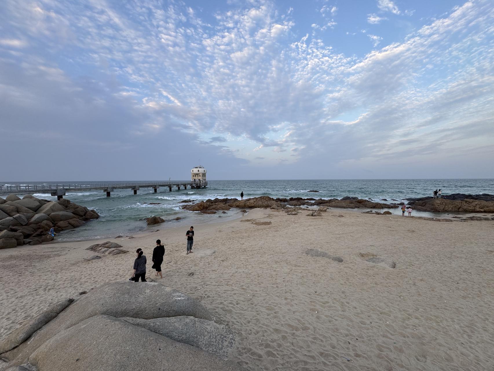 ‎Check network for missing images.