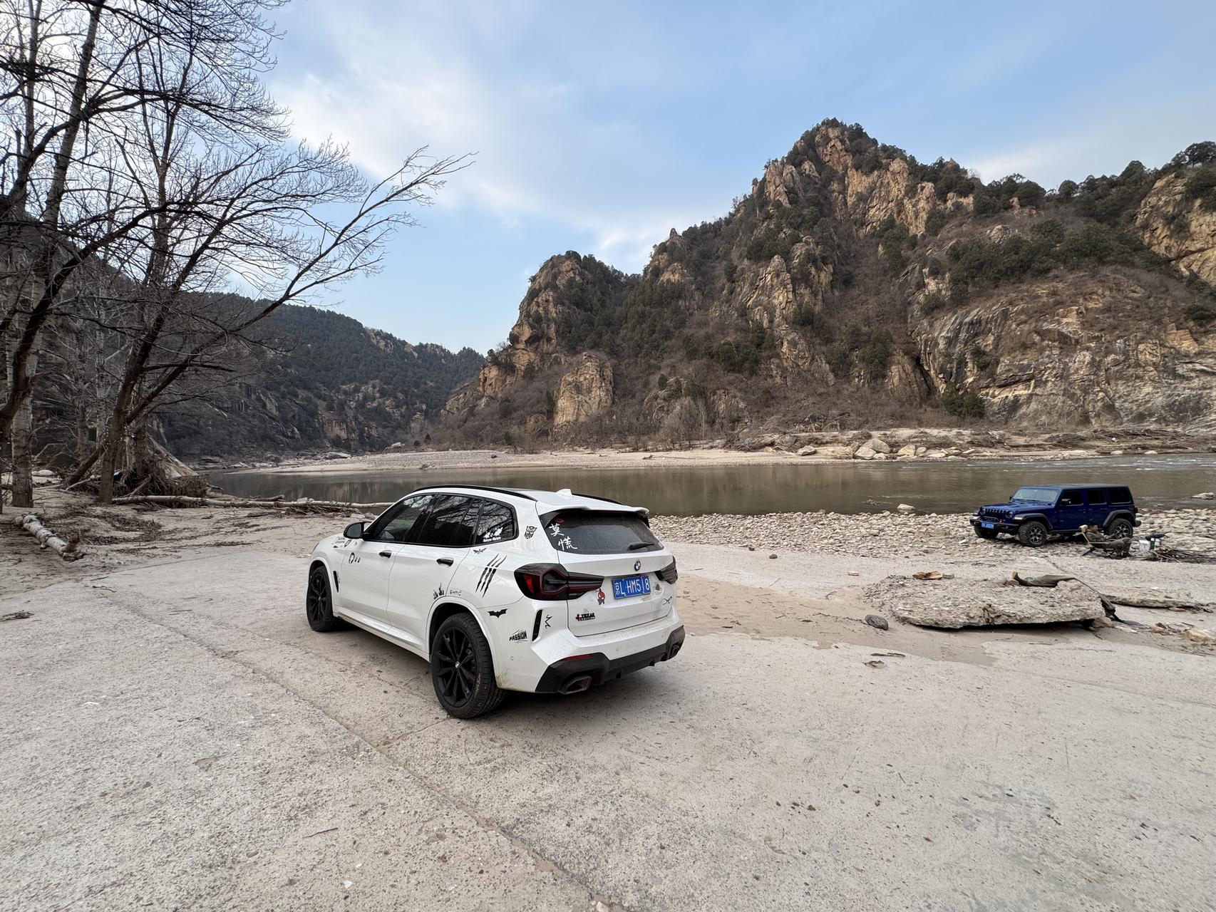 ‎Check network for missing images.