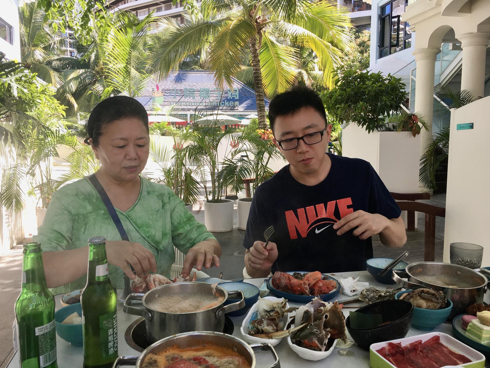 ‎Check network for missing images.