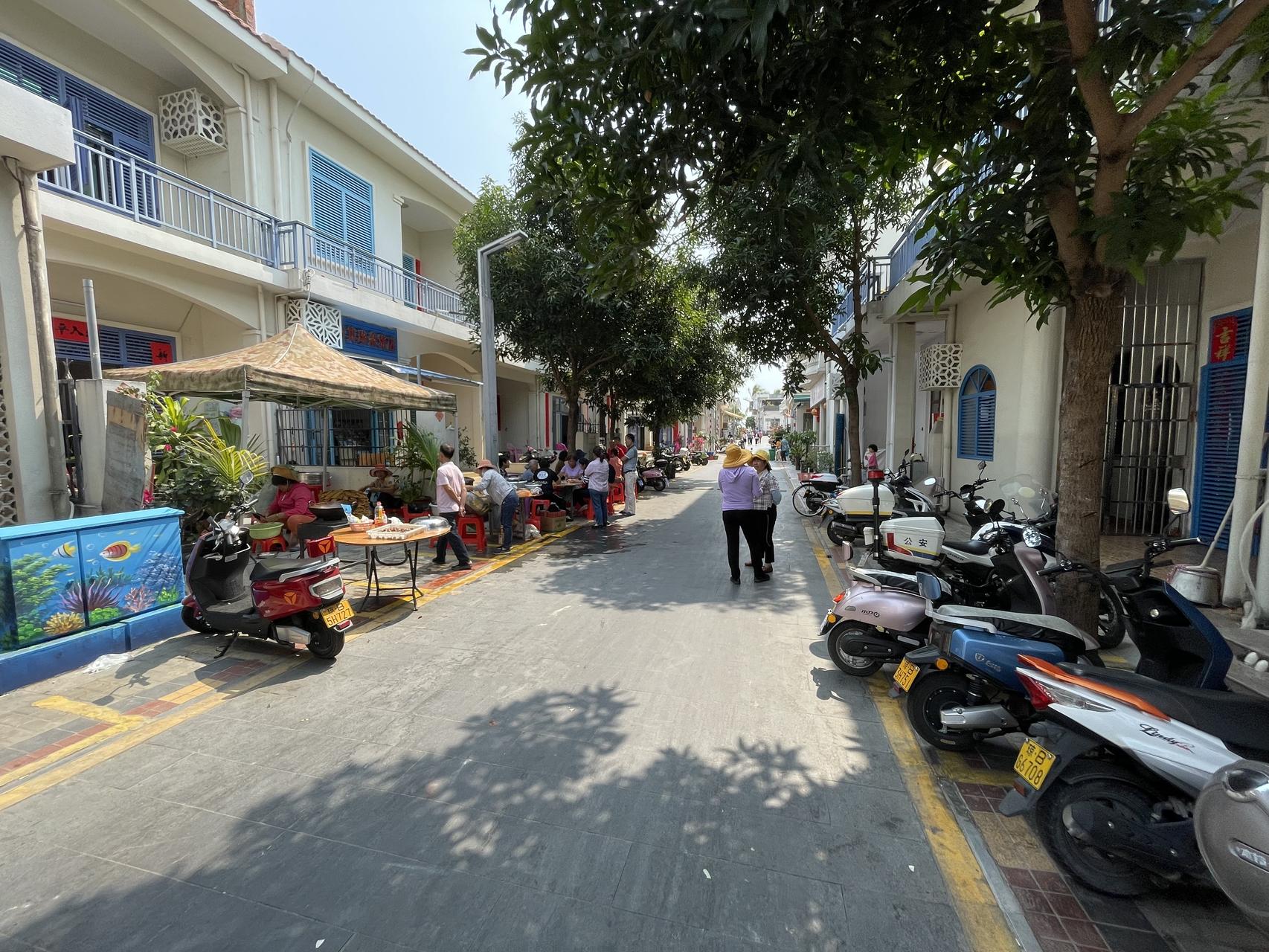 ‎Check network for missing images.