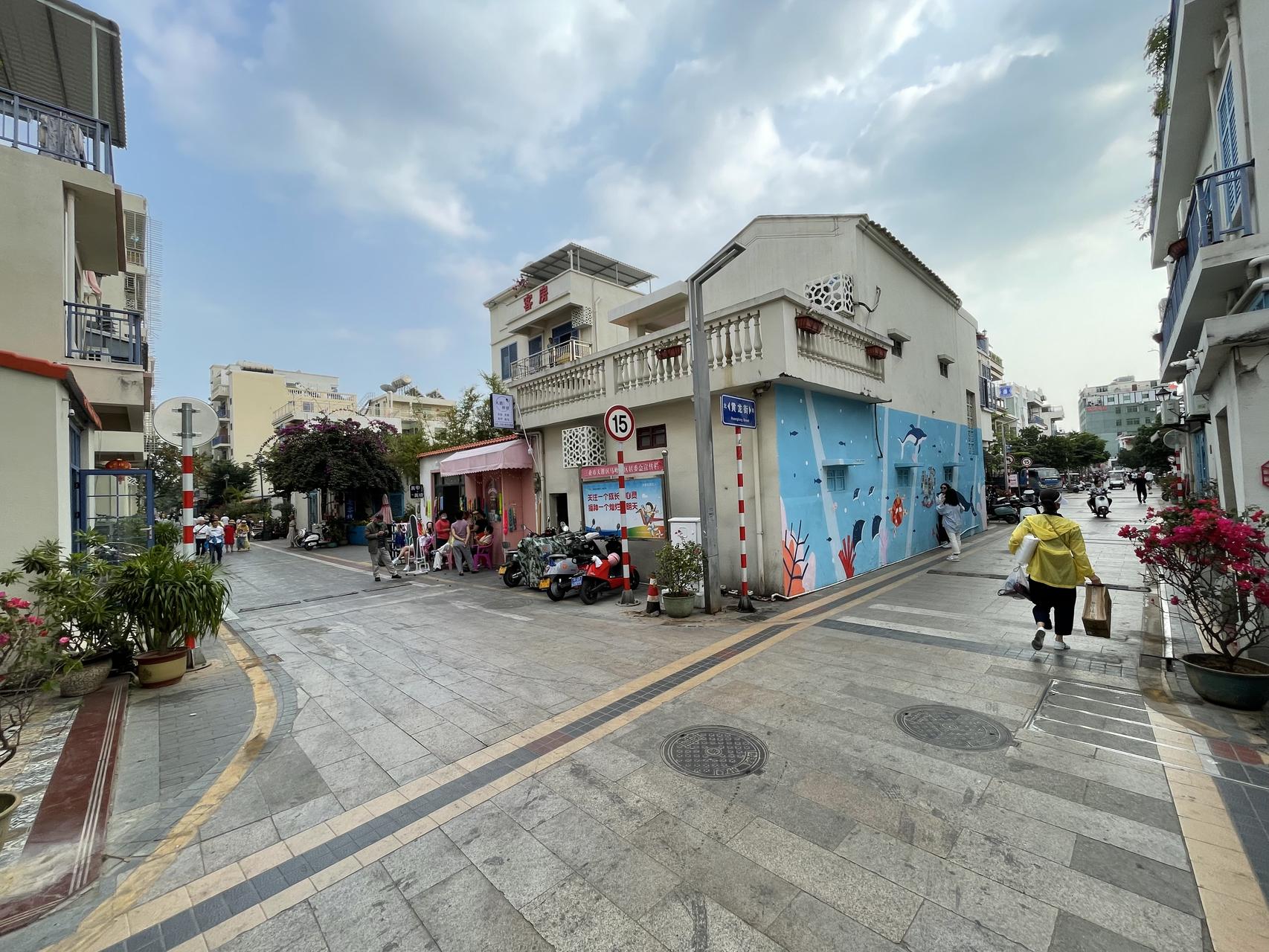 ‎Check network for missing images.