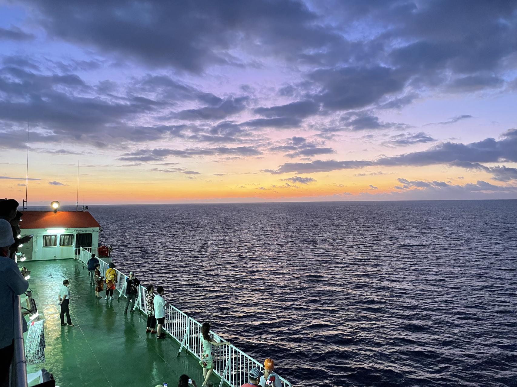 ‎Check network for missing images.