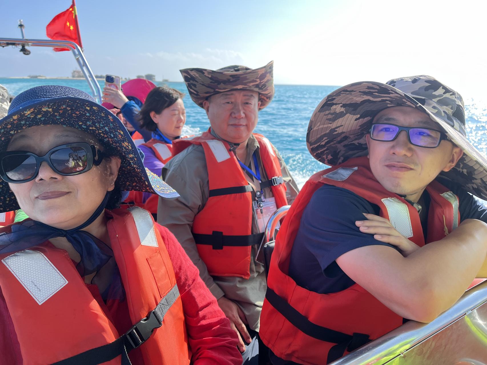 ‎Check network for missing images.