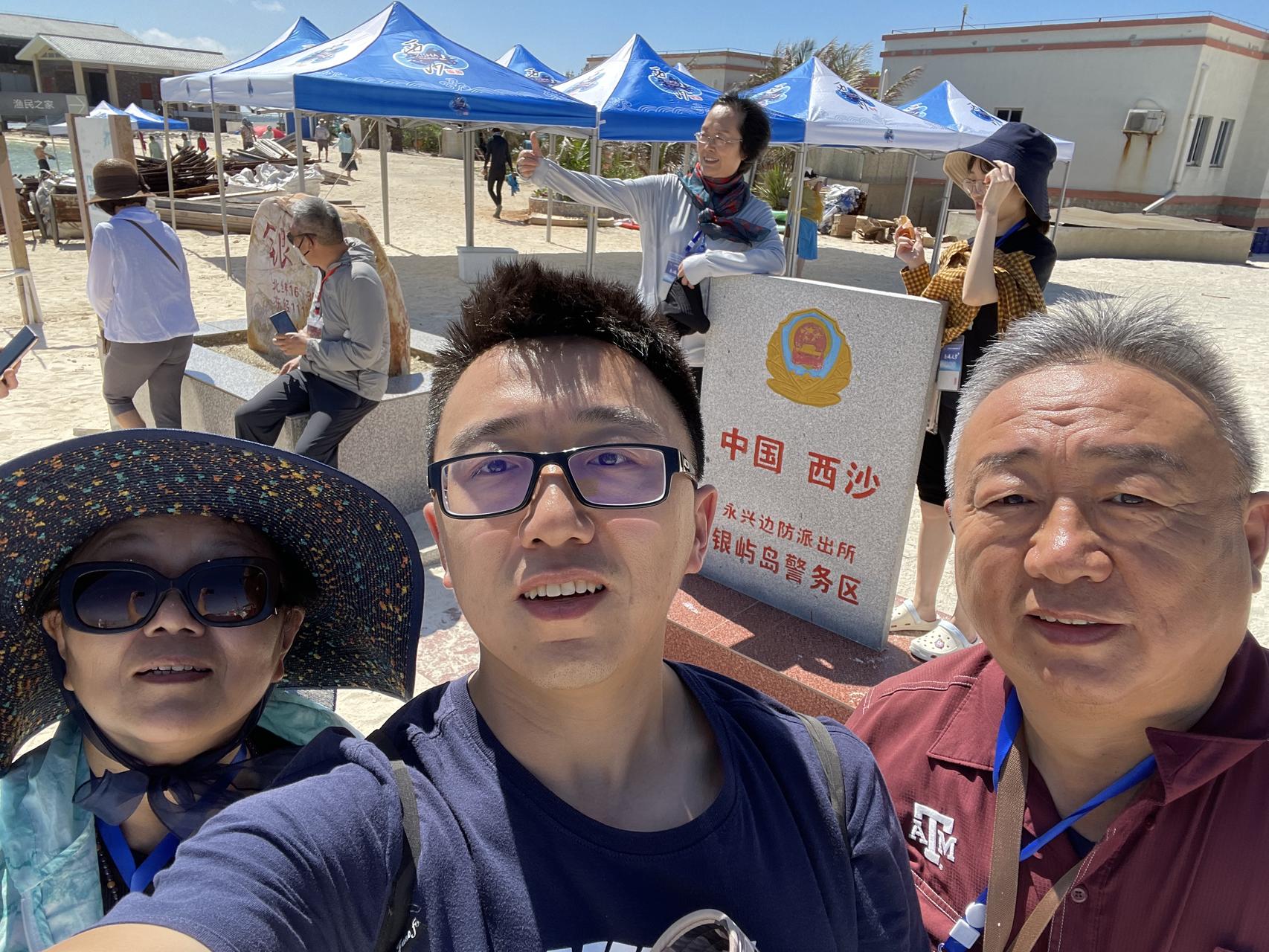 ‎Check network for missing images.