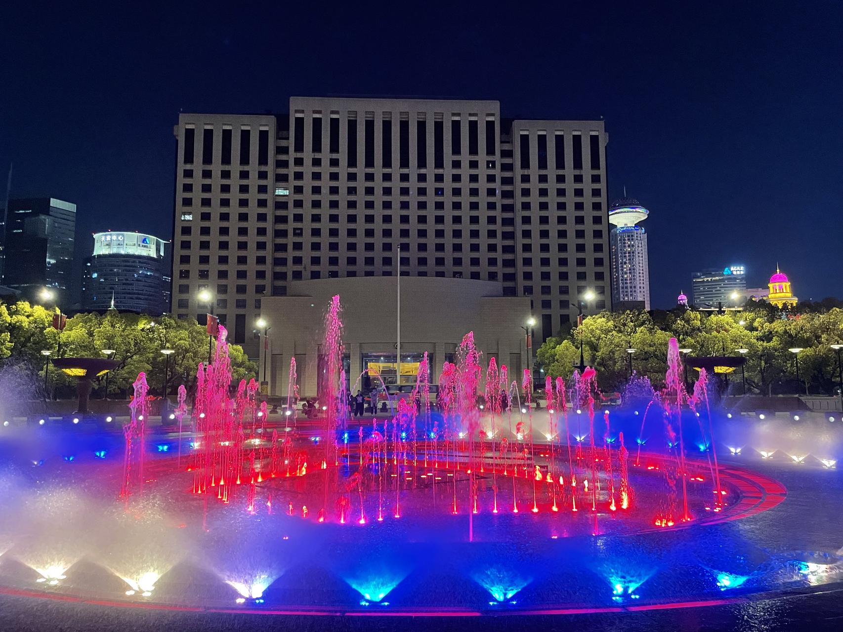 ‎Check network for missing images.