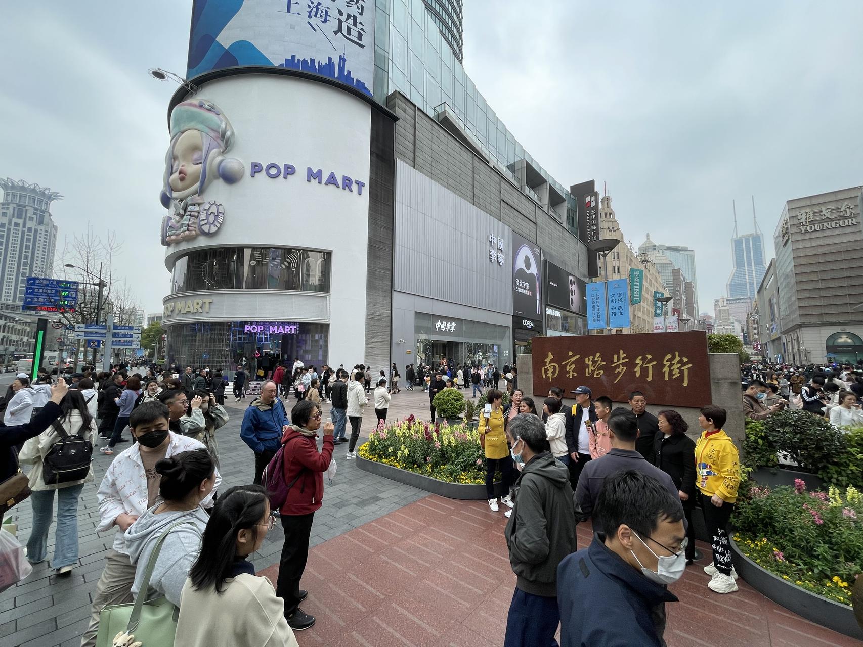 ‎Check network for missing images.