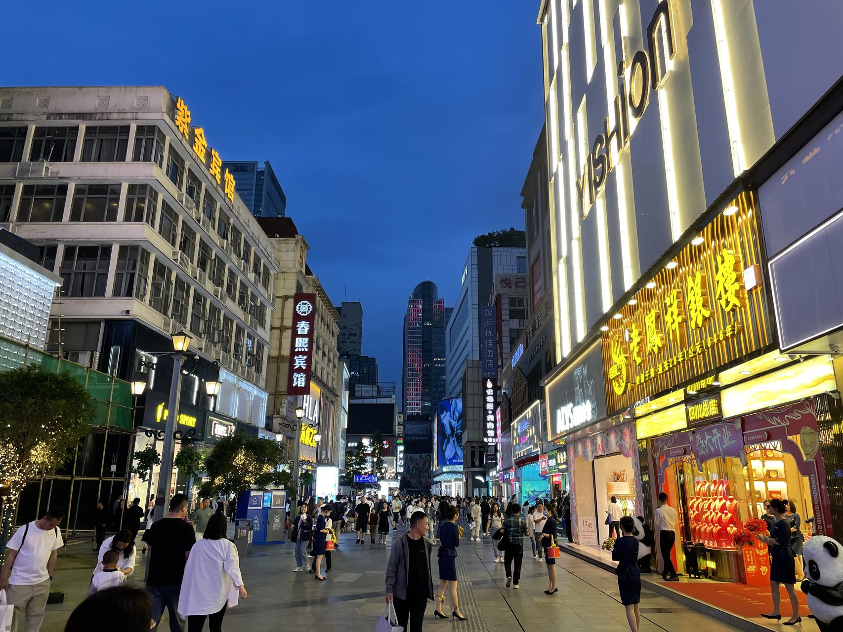 ‎Check network for missing images.