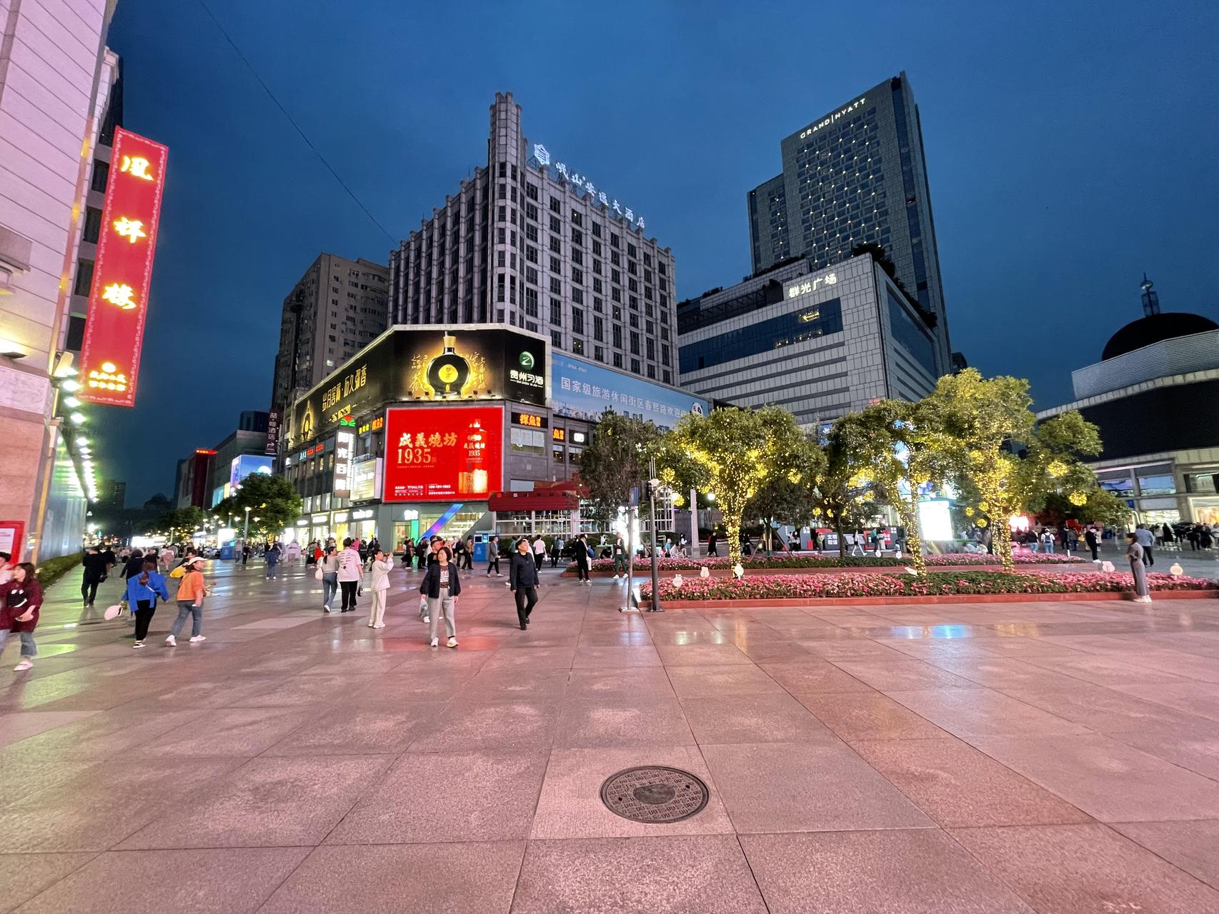 ‎Check network for missing images.