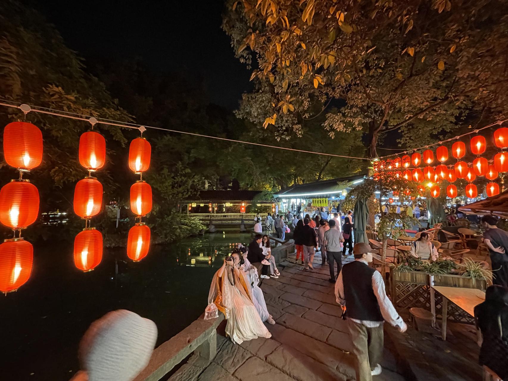 ‎Check network for missing images.