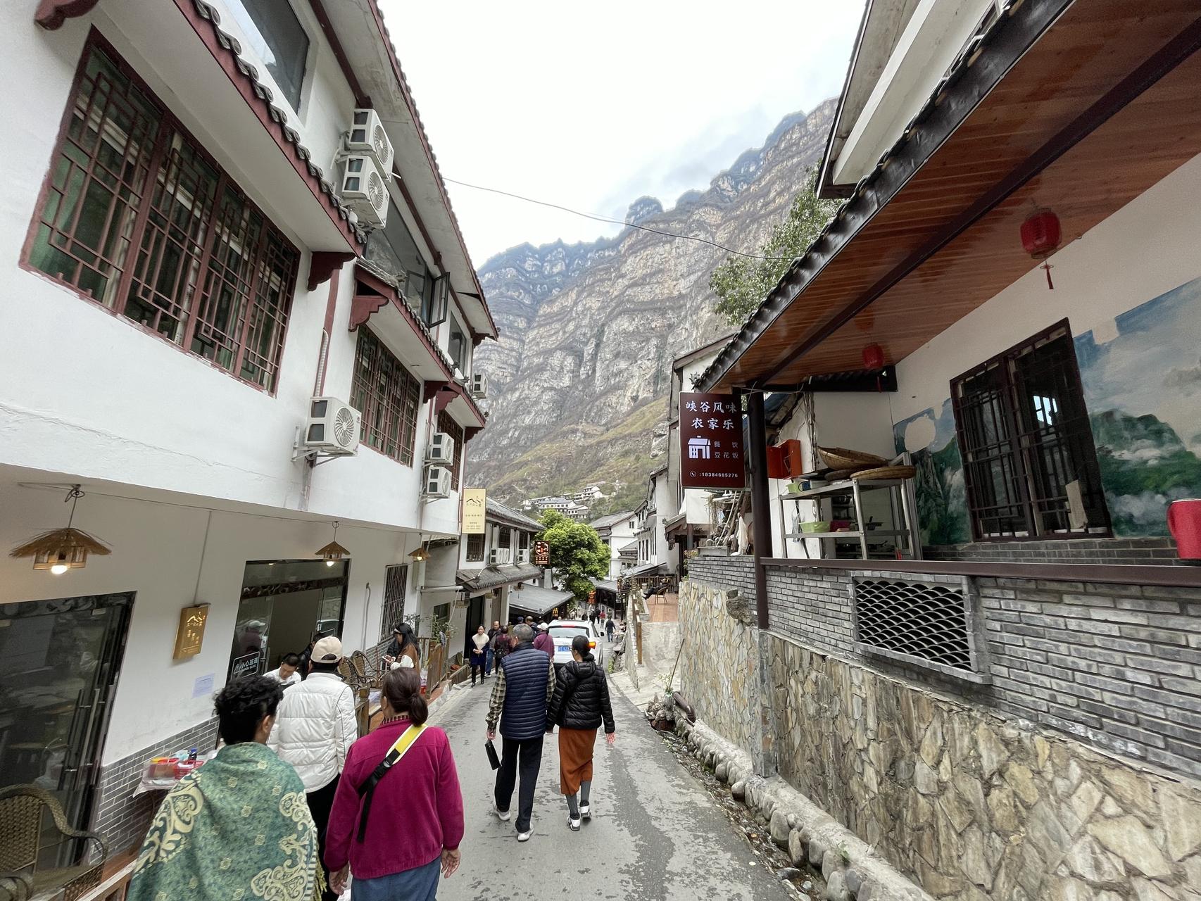 ‎Check network for missing images.