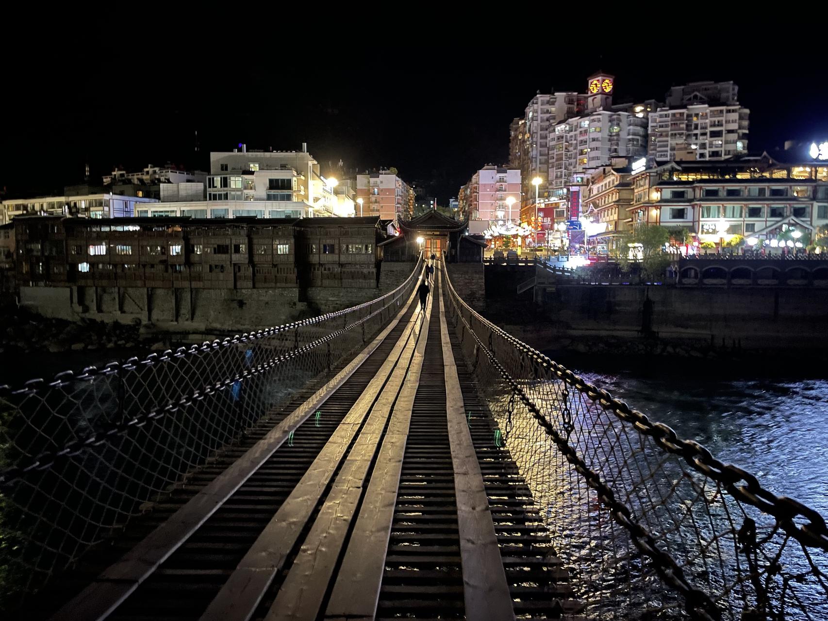 ‎Check network for missing images.