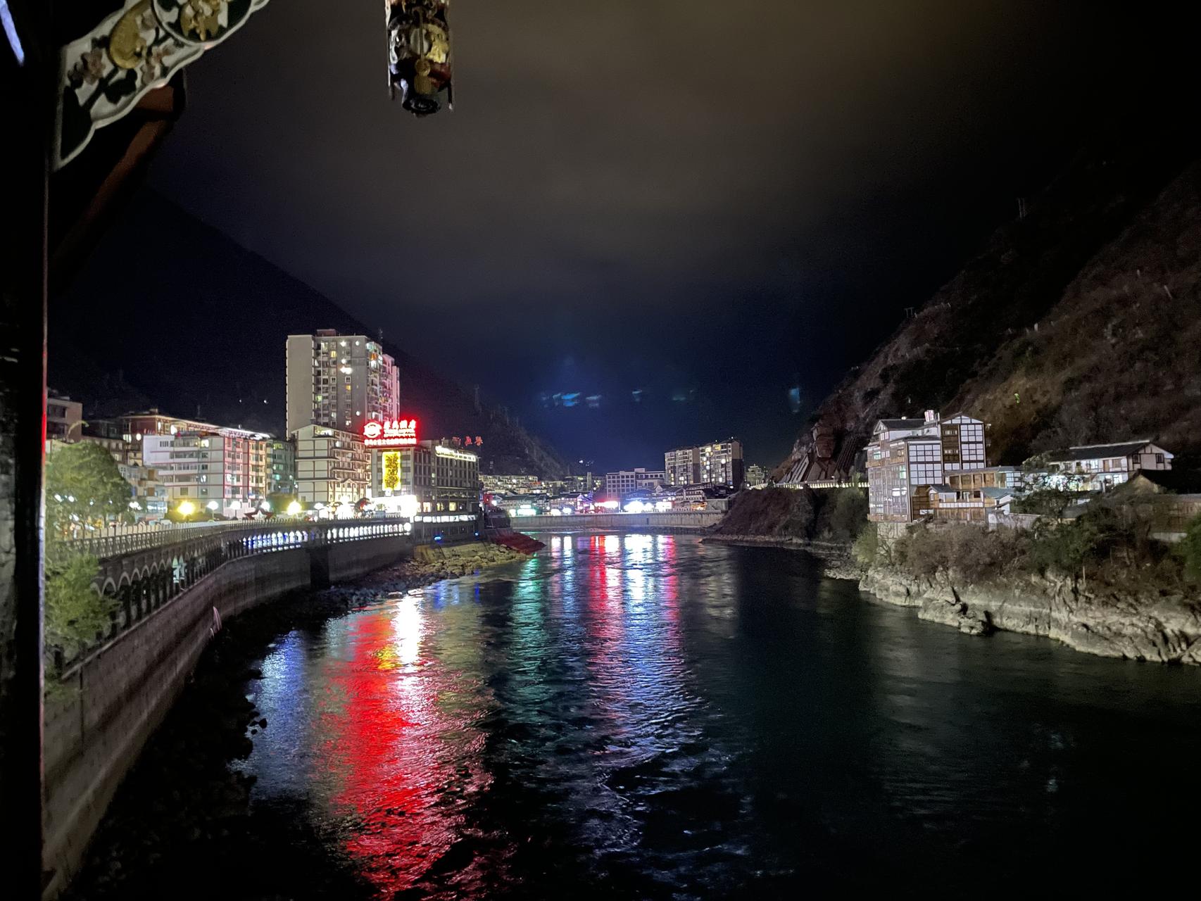 ‎Check network for missing images.