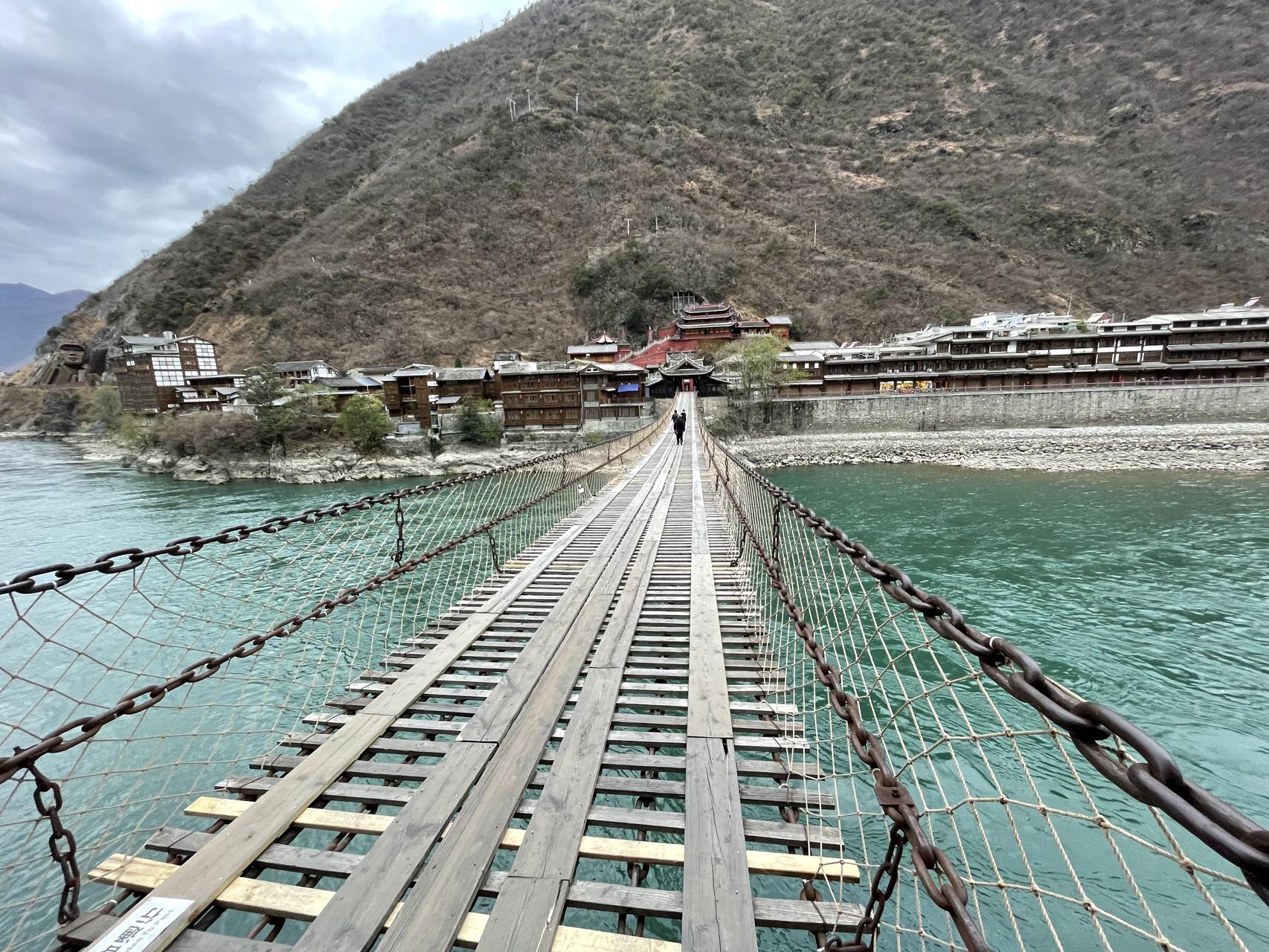 ‎Check network for missing images.