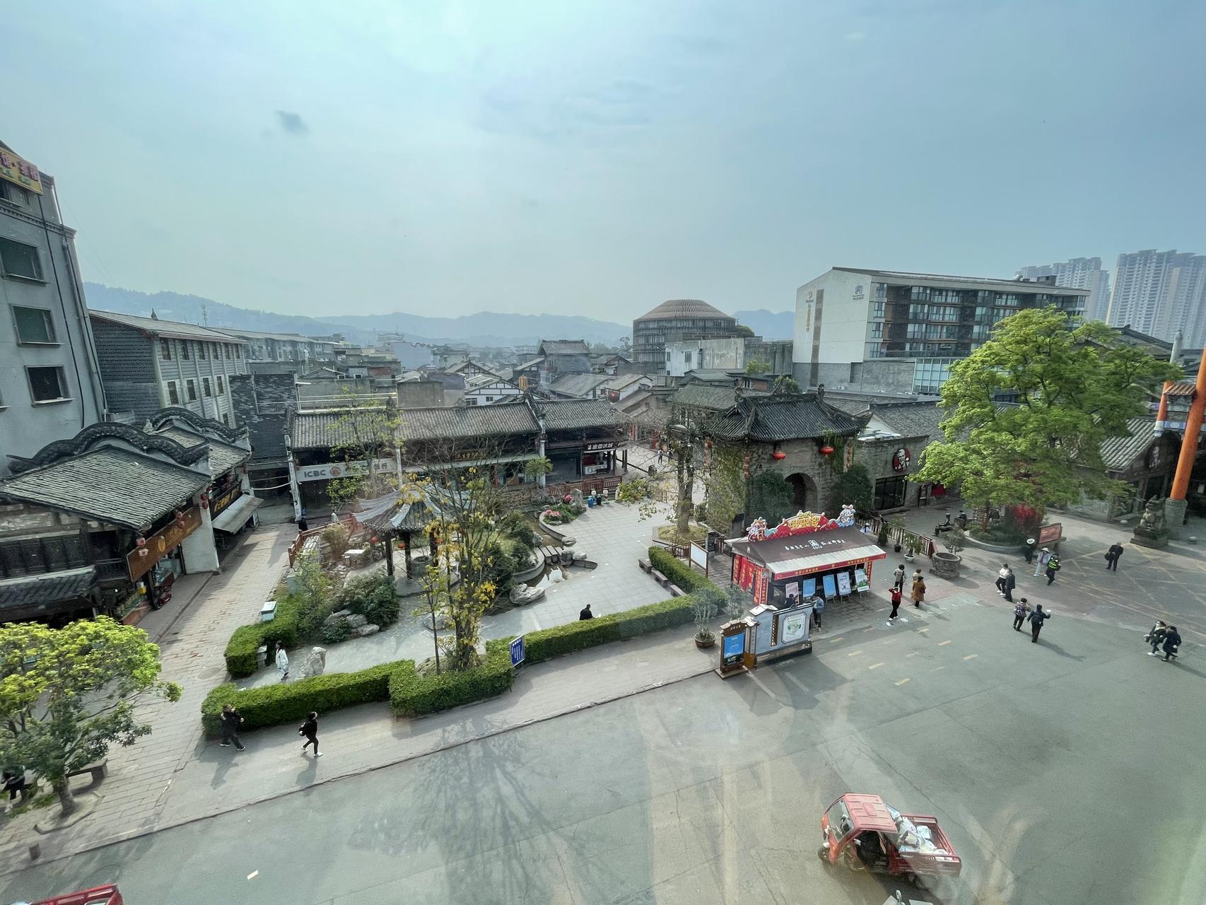 ‎Check network for missing images.