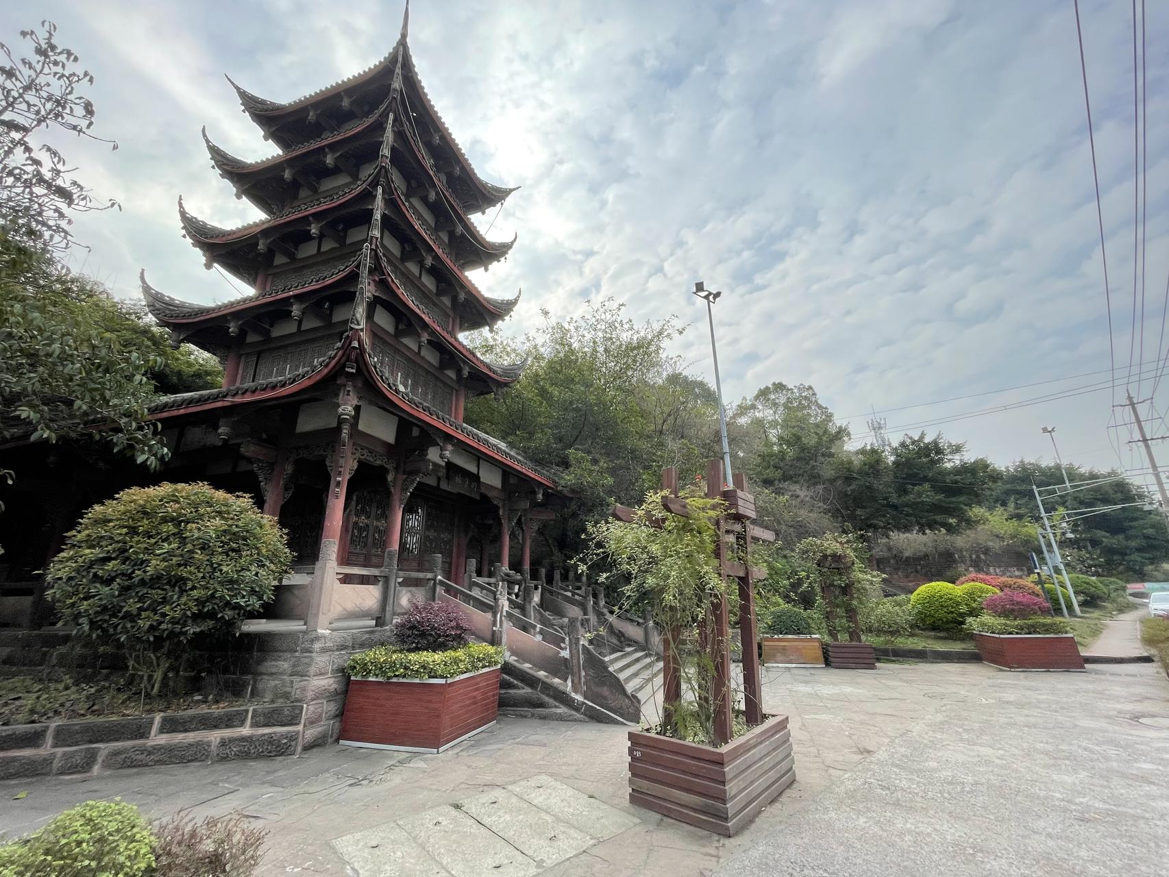 ‎Check network for missing images.