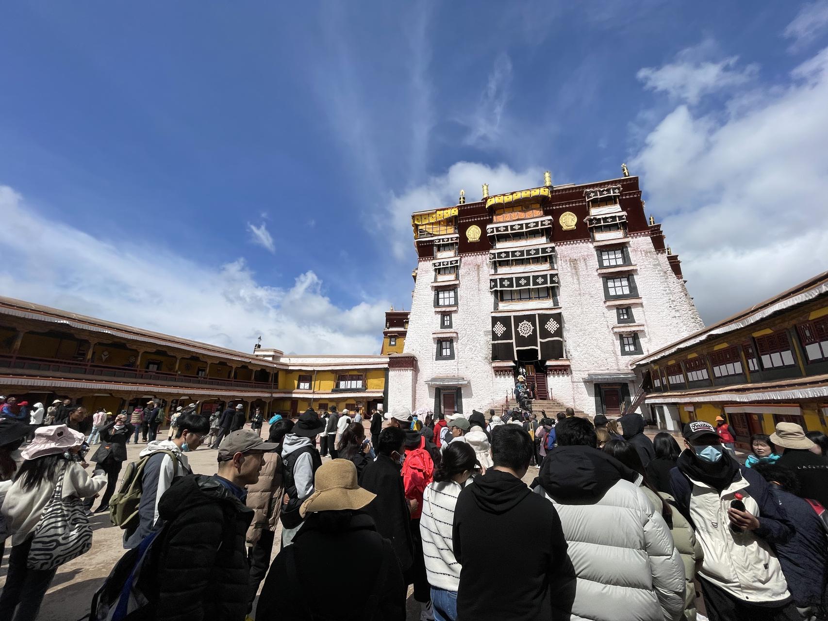 ‎Check network for missing images.