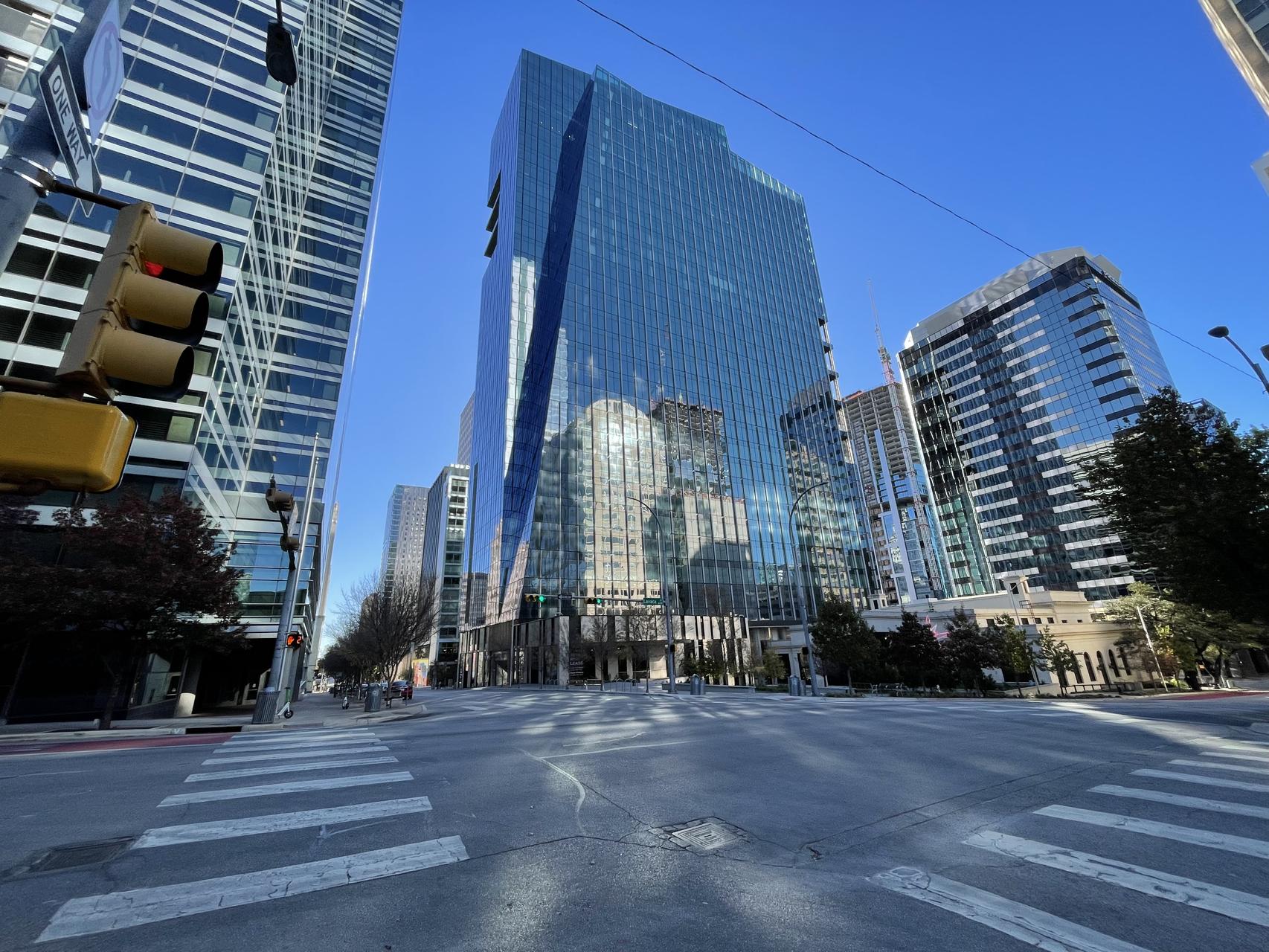 ‎Check network for missing images.