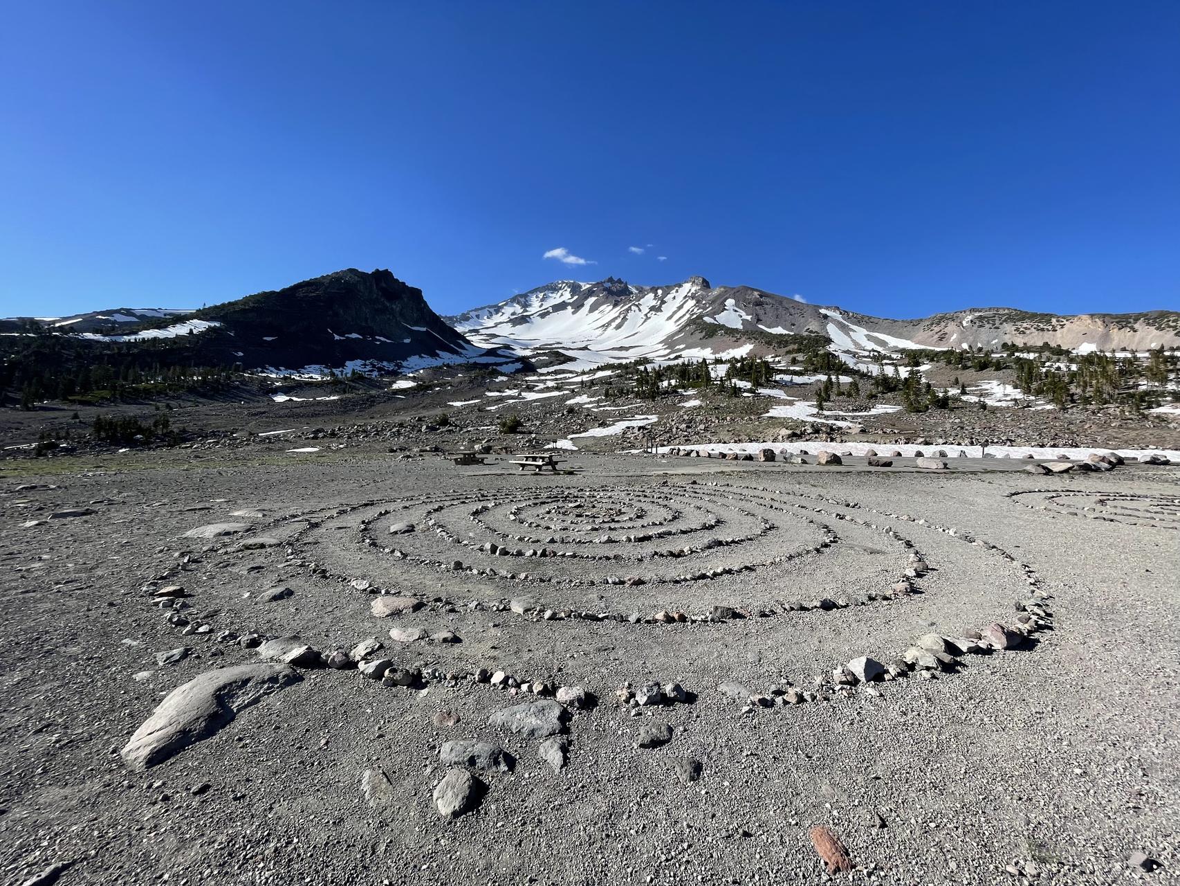 ‎Check network for missing images.